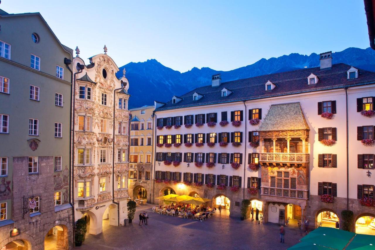 Altstadthotel Weisses Kreuz Innsbruck Exterior photo